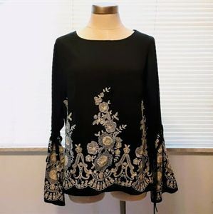 Maurice's Bell Sleeve Floral Detail Blouse Med